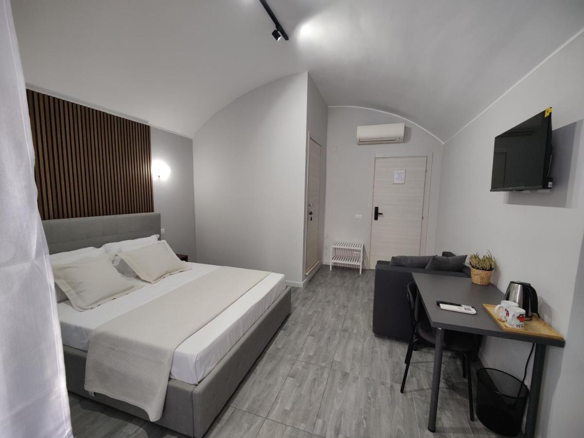 Holiday 168 โรม ภายนอก รูปภาพ