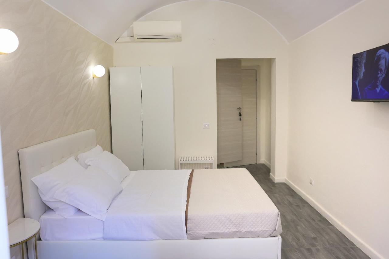 Holiday 168 โรม ภายนอก รูปภาพ