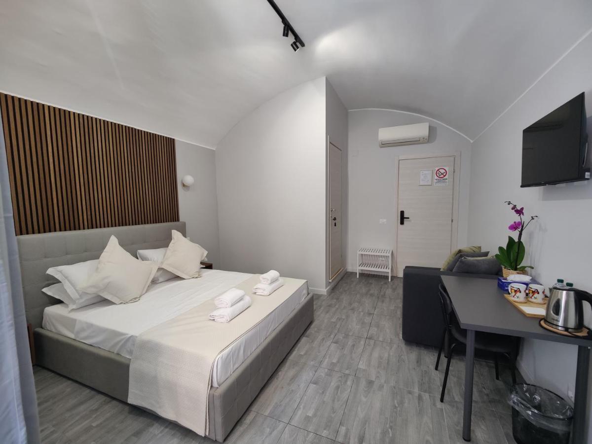 Holiday 168 โรม ภายนอก รูปภาพ