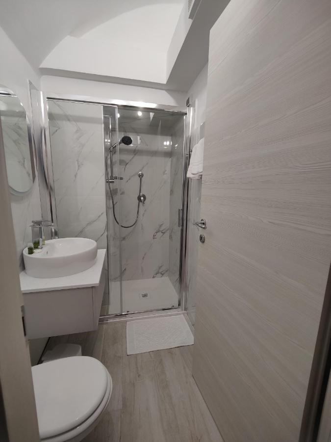 Holiday 168 โรม ภายนอก รูปภาพ