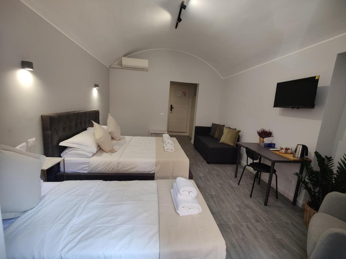 Holiday 168 โรม ภายนอก รูปภาพ